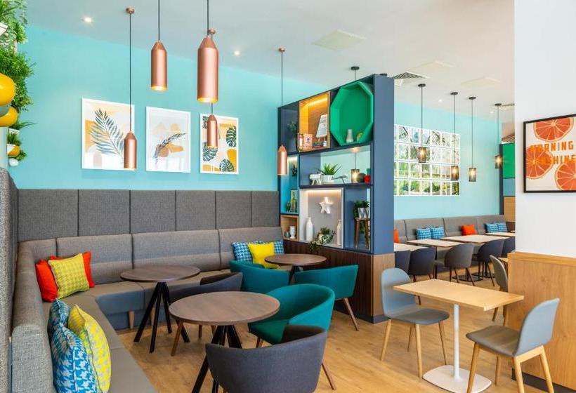 בית מלון כפרי Holiday Inn  Dublin Airport, An Ihg