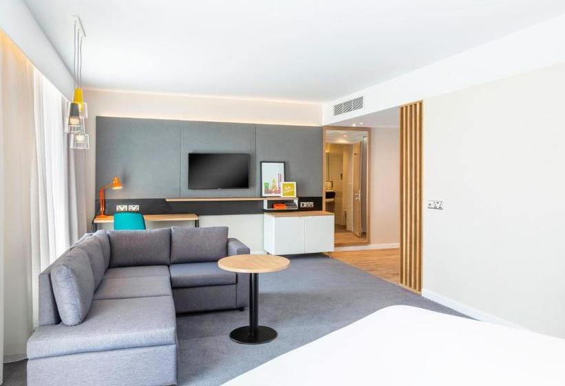 בית מלון כפרי Holiday Inn  Dublin Airport, An Ihg