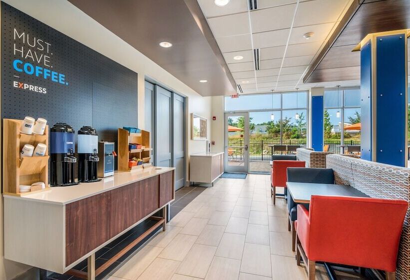 فندق Holiday Inn Express & Suites   Asheboro, An Ihg