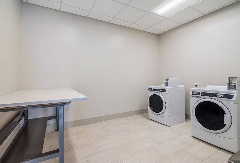 فندق Holiday Inn Express & Suites   Asheboro, An Ihg