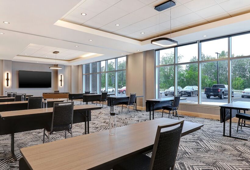 Отель Hyatt Place Ottawa West