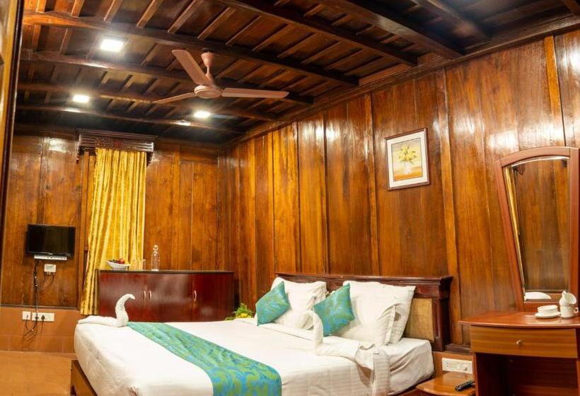 هتل Kalpavanam Heritage Resort