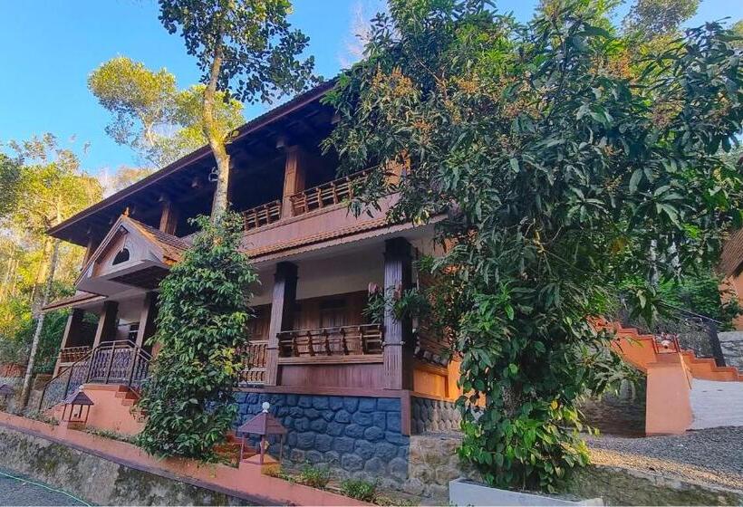 هتل Kalpavanam Heritage Resort