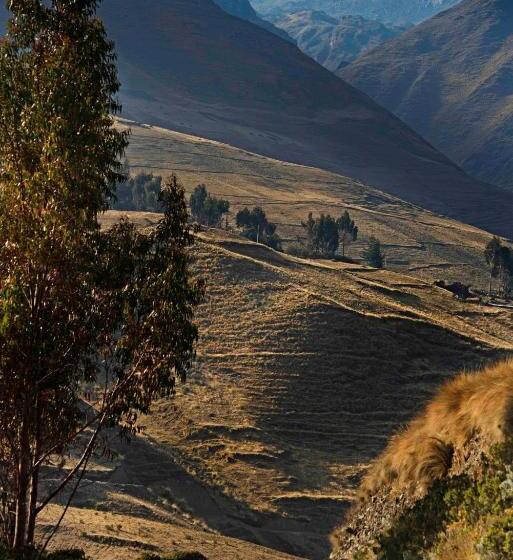 هتل Las Qolqas Ecoresort Ollantaytambo