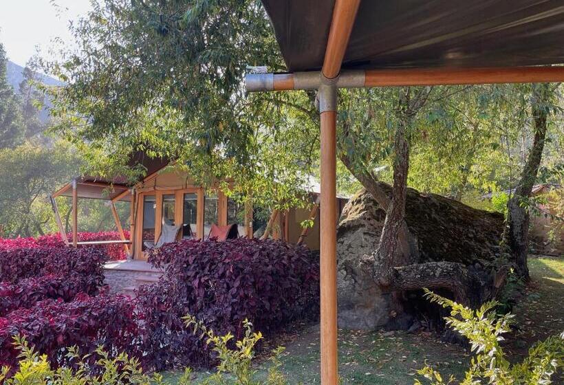 هتل Las Qolqas Ecoresort Ollantaytambo