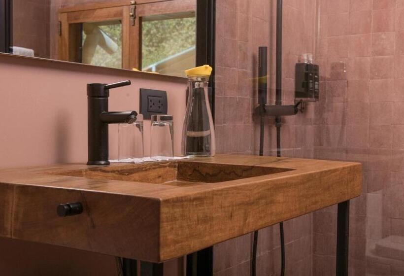 هتل Las Qolqas Ecoresort Ollantaytambo