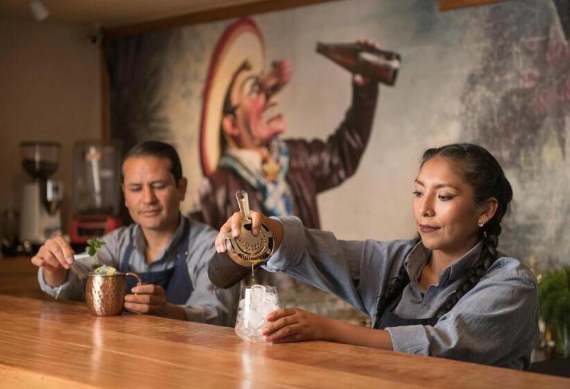 هتل Las Qolqas Ecoresort Ollantaytambo