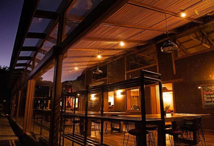 هتل Las Qolqas Ecoresort Ollantaytambo