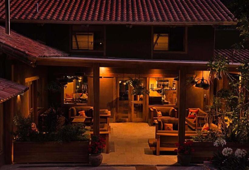 هتل Las Qolqas Ecoresort Ollantaytambo