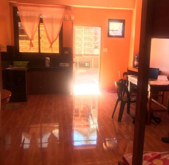 בית מלון כפרי Oyo 728 Jmm Apartelle & Transient