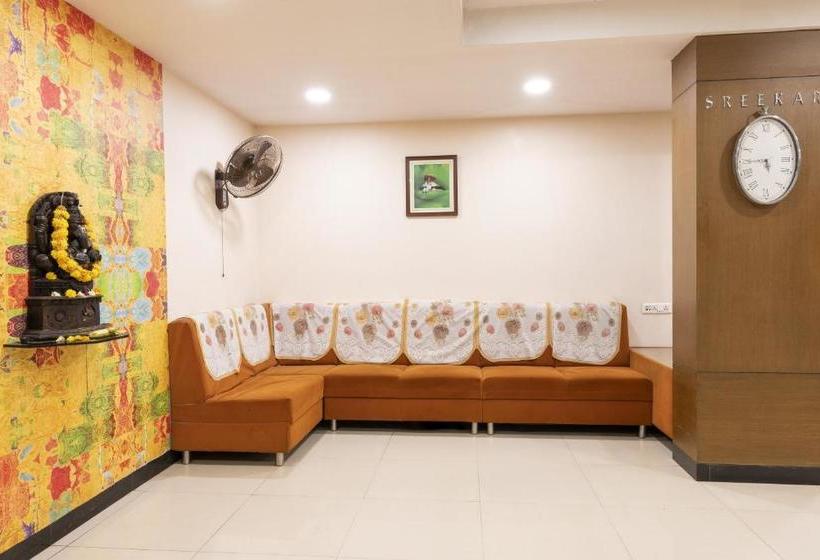 ホテル Oyo 77185 Sri Balaji Residency