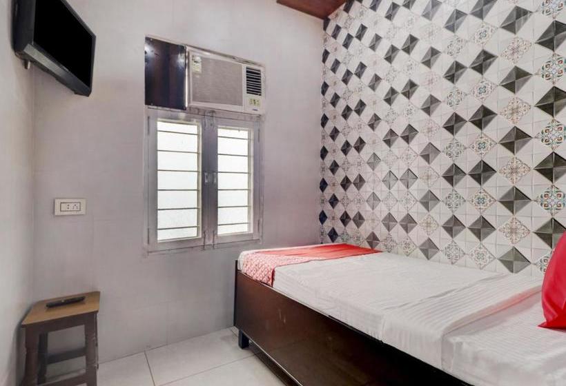 Отель Oyo 77454 Prince Palace