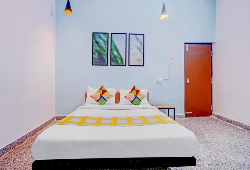 Hotel Oyo Flagship 77410 Iter College Bbsr