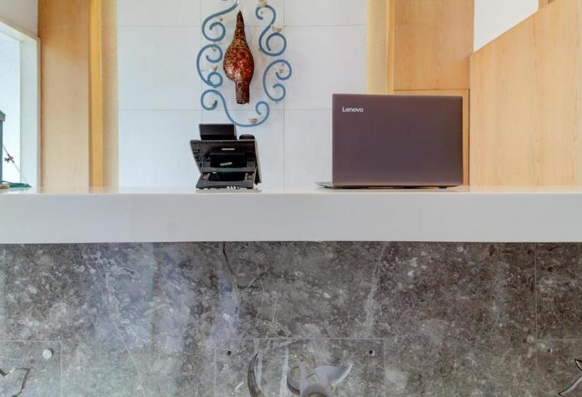 فندق Oyo Flagship 77666  Vinyasa