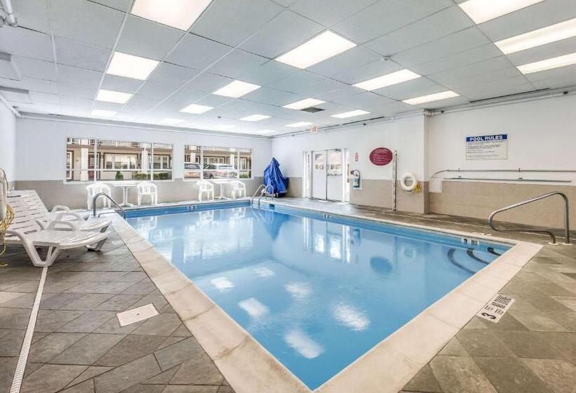 فندق Quality Inn Poughkeepsie