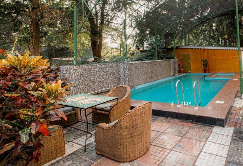 בית מלון כפרי Raj Resort