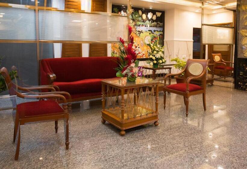 בית מלון כפרי Raj Resort