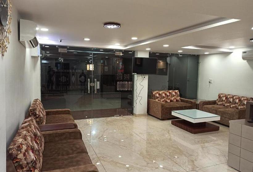 בית מלון כפרי Red Coral