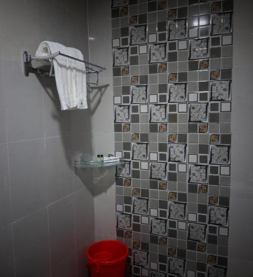 בית מלון כפרי Red Coral