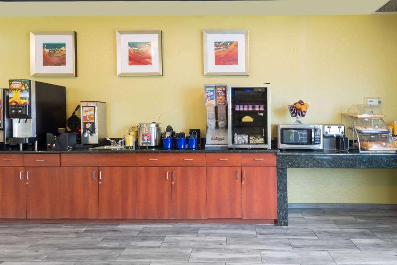 酒店 Rodeway Inn Poughkeepsie