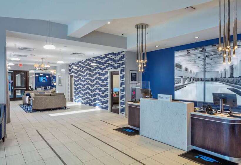 Отель Scholar State College, Tapestry Collection By Hilton