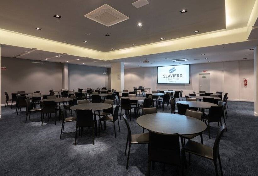 ホテル Slaviero Chapeco