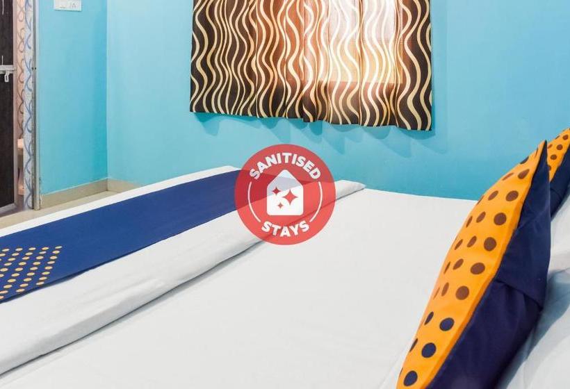 בית מלון כפרי Vaccinated Staff  Spot On 77540  Royal Orchid