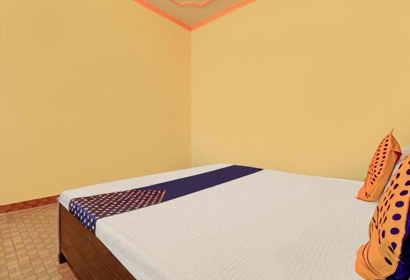 فندق Spot On 77655 Gauri Shankar Guest House
