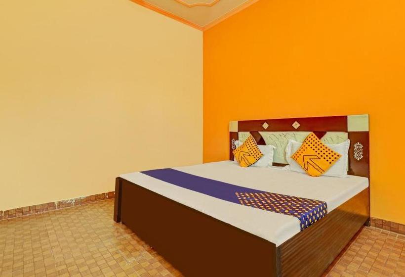 فندق Spot On 77655 Gauri Shankar Guest House