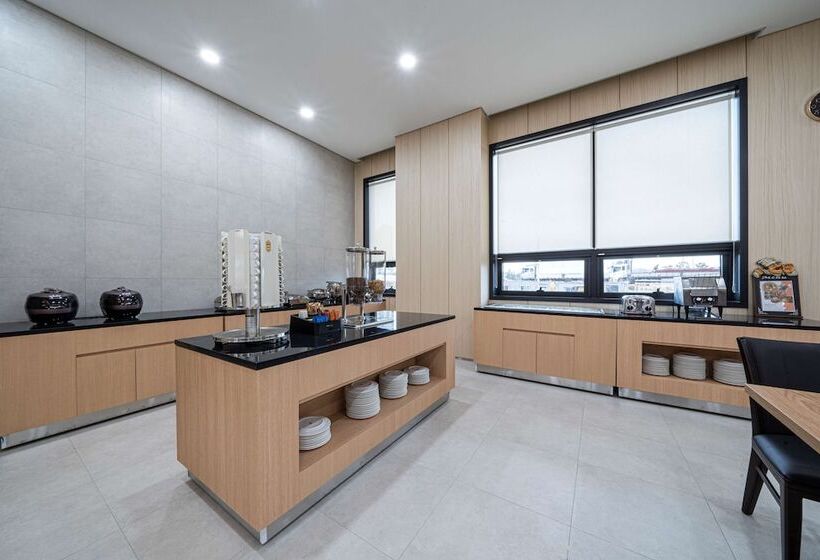 Surestay Plus Hotel By Best Western Asan