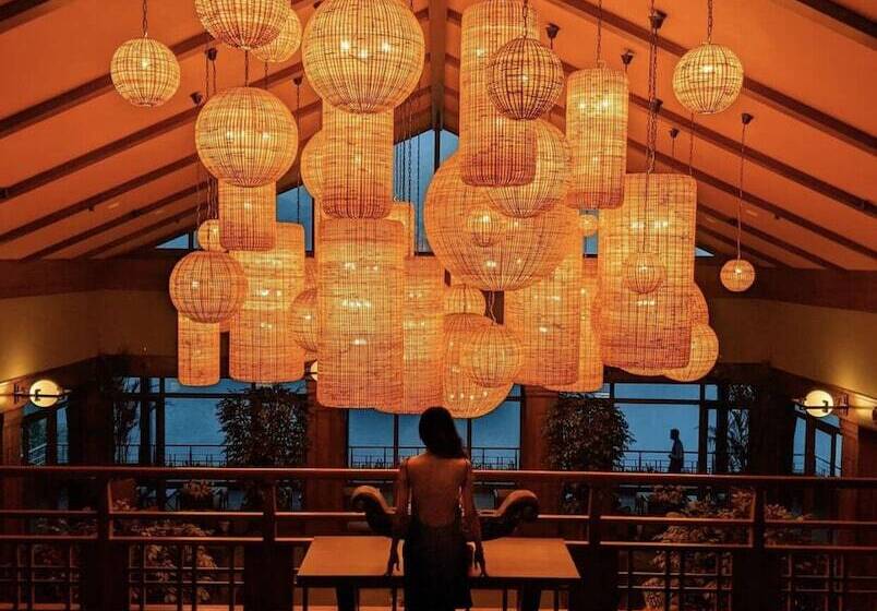 ホテル Taj Chia Kutir Resort & Spa Darjeeling