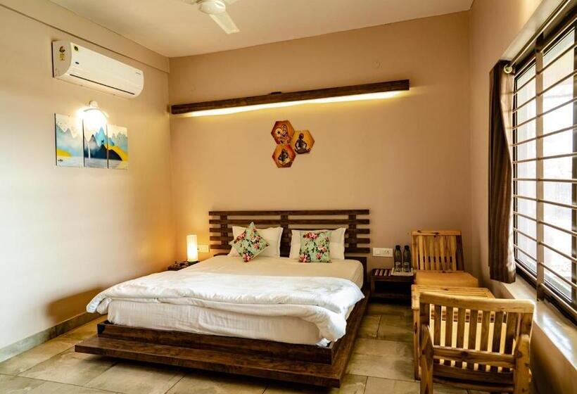 ホテル The Satpura Panchtatva Villa