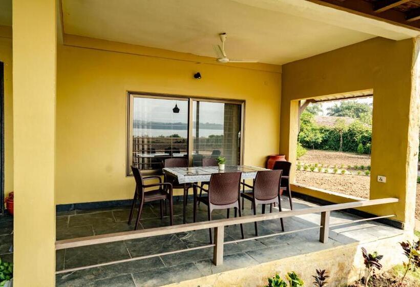 בית מלון כפרי The Satpura Panchtatva Villa