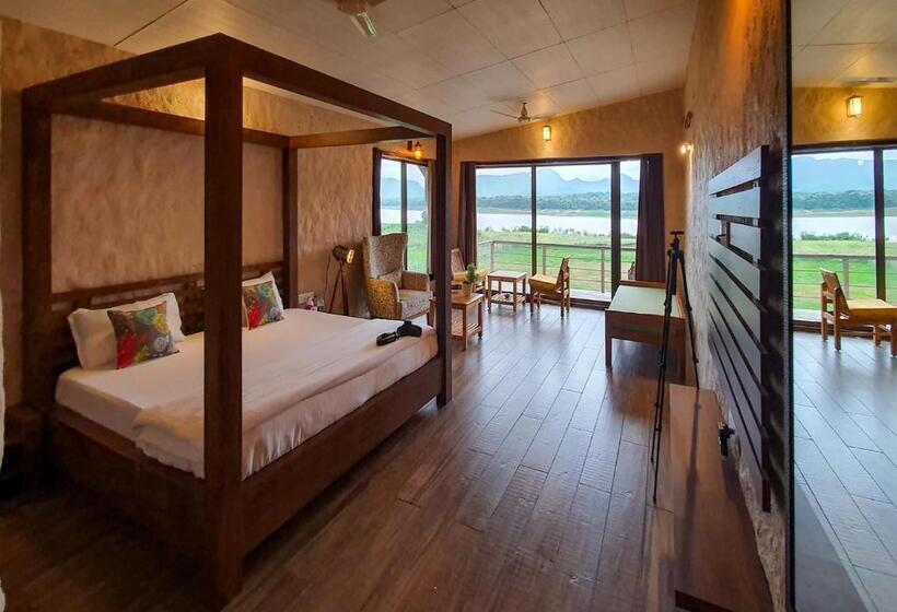 בית מלון כפרי The Satpura Panchtatva Villa