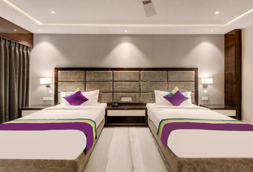 هتل Treebo Premium Tahoora International