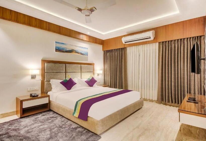 هتل Treebo Premium Tahoora International