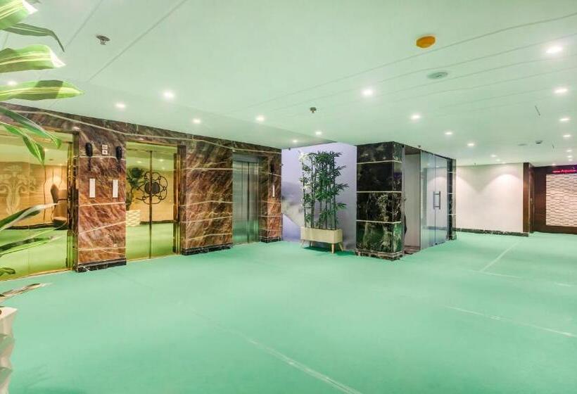 هتل Treebo Premium Tahoora International