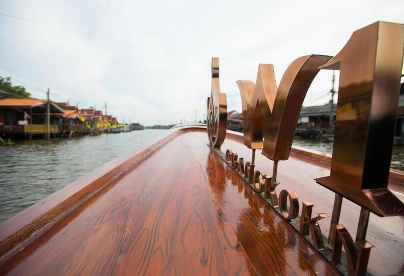 Отель W1bangkoknoi
