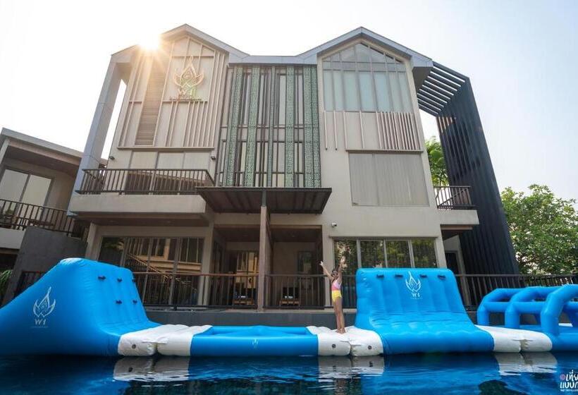 Отель W1bangkoknoi