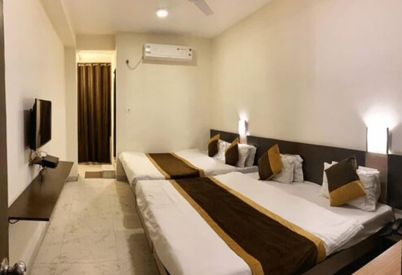 فندق White Pearl, Jabalpur