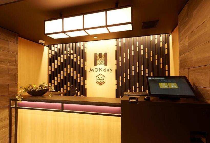 Monday Apart Premium 銀座新富町