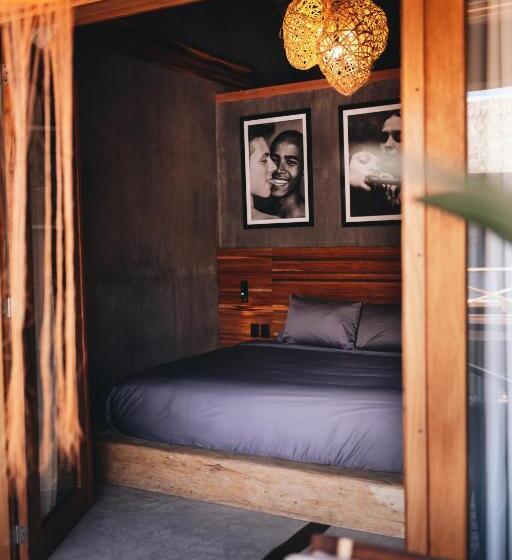 Naked Hotel Zipolite  Adults Only