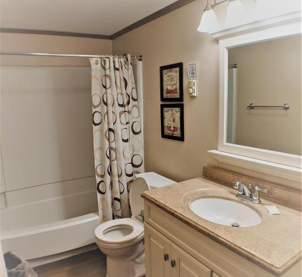 Stroll To Slopes, Village Area, Ski In Out Mtlodge 242