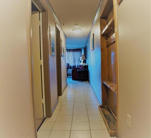 Stroll To Slopes, Village Area, Ski In Out Mtlodge 242