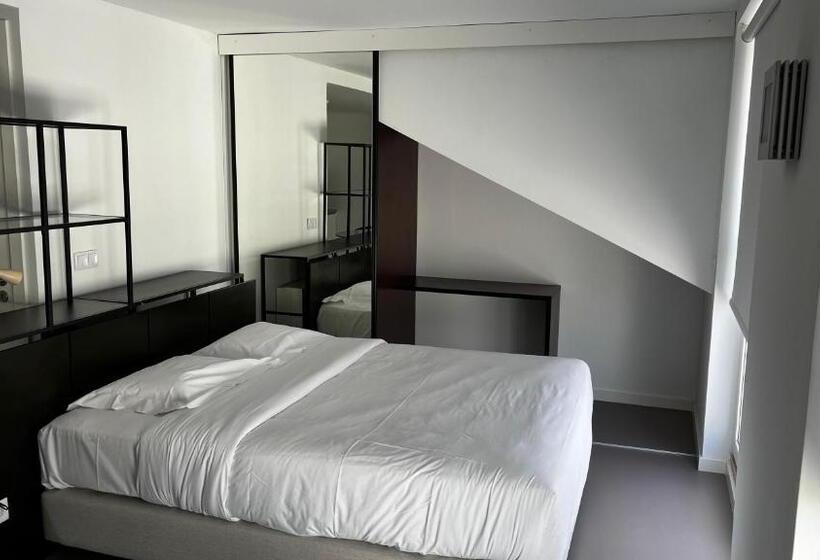 Oscar Concept Apartments