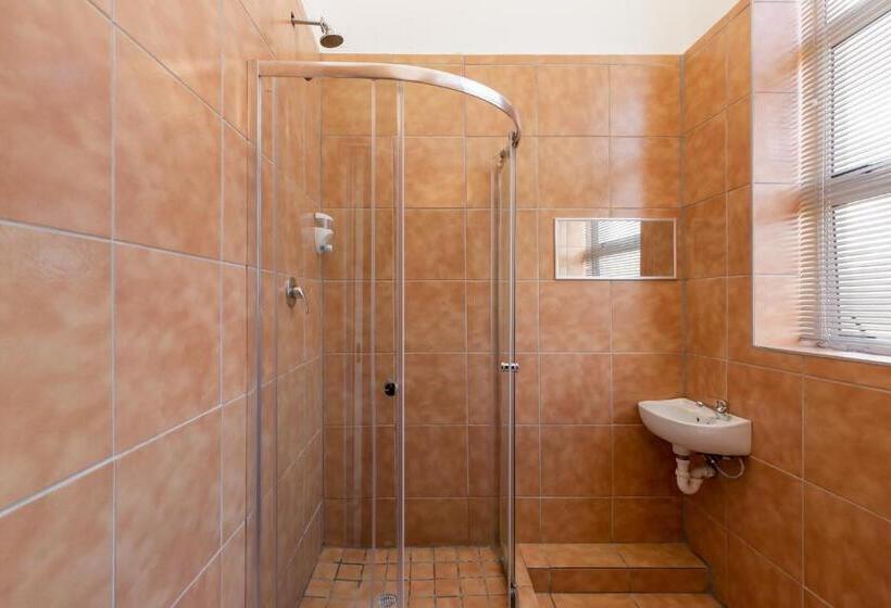 פנסיון Cape Palm Royal Guest House