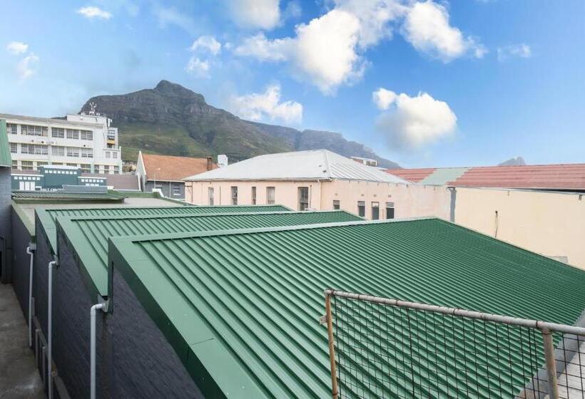 פנסיון Cape Palm Royal Guest House