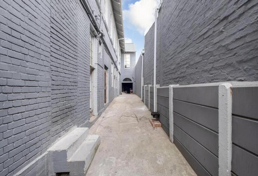 פנסיון Cape Palm Royal Guest House