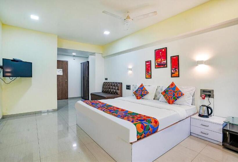 بنسيون Fabexpress White House   Nr Midc Khargar