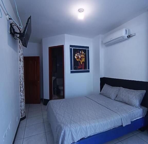 بنسيون Hostal Venecia Tu Casa En Manta